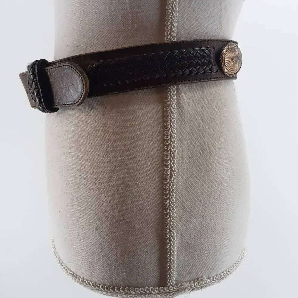 Vintage 1991 Western Rodeo Braided Brown Leather Conchos 28